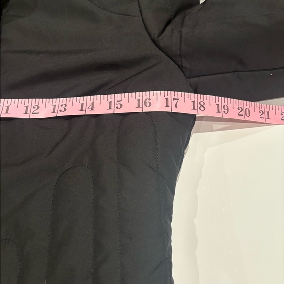BCBG MAX AZRIA zipped jacket - Picture 6 of 11